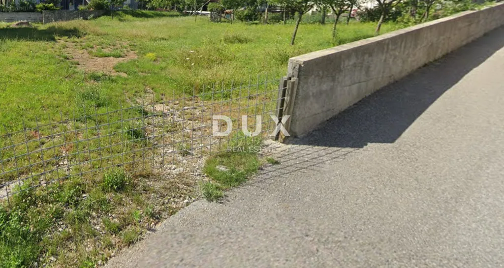 Jardin - Building Plot with Sea Access in Opatija
