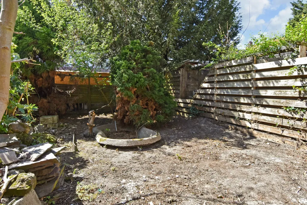 Jardin - Bungalow with Extensive Gardens in Den Haag