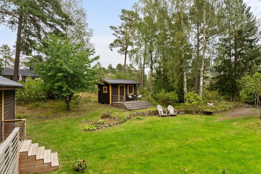 Jardin - Renovated House with Terrace in Västanvik