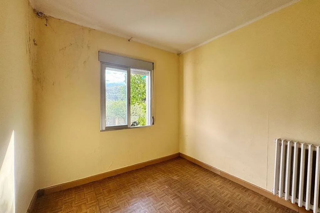 Rooms - Chalet with Garden in Matallana de Torío
