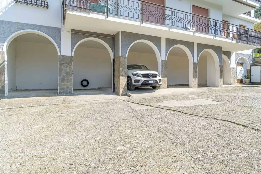 Garaaž - Luxury Flat with Seafront Terrace in Moneglia