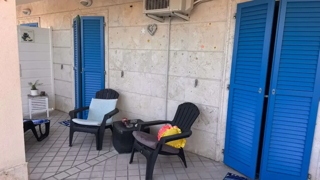 Terrasse - Modern Apartment with Private Courtyard in Porto Recanati