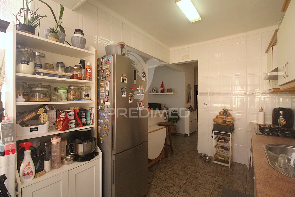 Kitchen - 2-room apartment in Barreiro