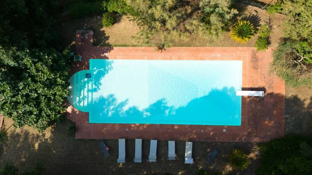 Õhuvaade - Napoleonic Villa with Pool in Livorno Hills