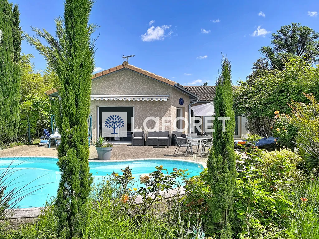 Piscine - Maison avec Piscine à Sermenaz, Neyron