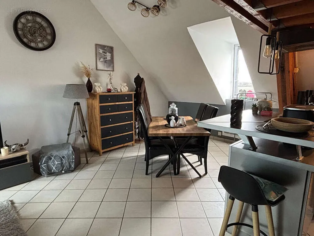 Söögituba - Duplex Apartment with Canal View in Etaples