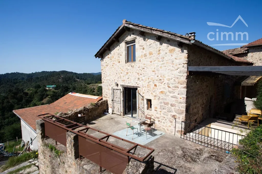 Extérieur - Maison en pierre avec vue panoramique à Saint-Andéol-de-Vals