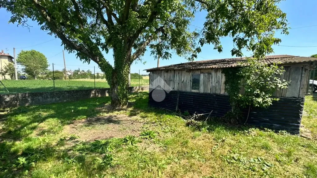 Välivaade - Terraced House with Garden in Borghetto, Noceto