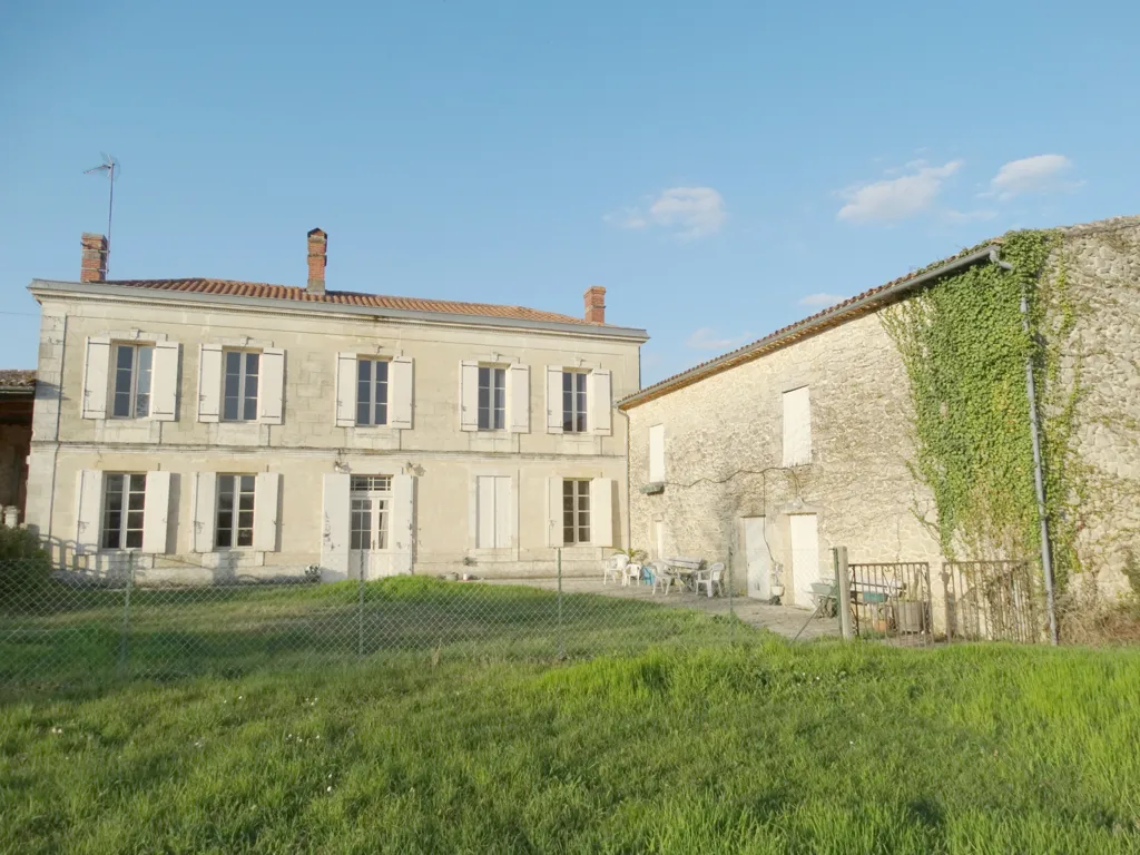 Välivaade - Authentic Property with Dependencies in Illats