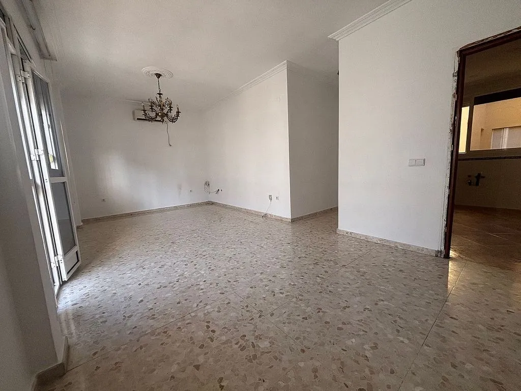 Pièces - Bright Apartment with Balcony in Coria del Río