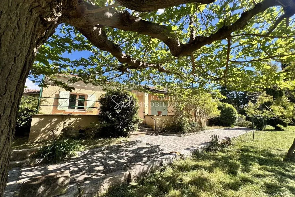 Aed - Luxury Villa to Renovate with Alpilles View