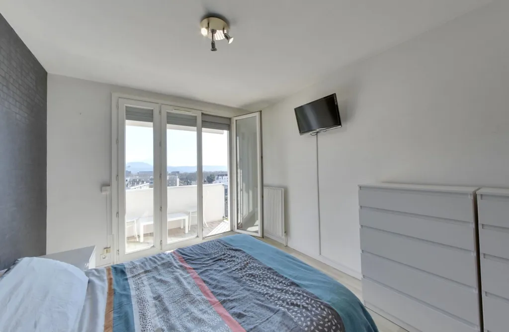 Magamistoad - Family Flat with Balcony in Saint-Martin-d'Hères
