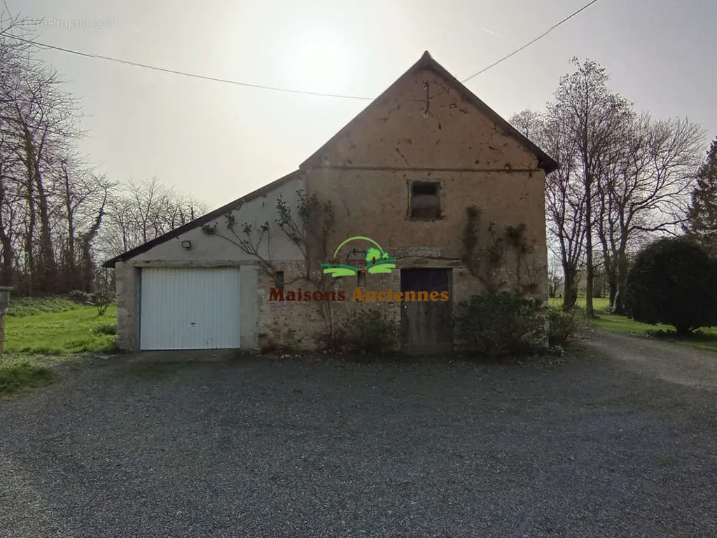 Extérieur - Maison Ancienne avec Parc Arboré à Isigny-sur-Mer