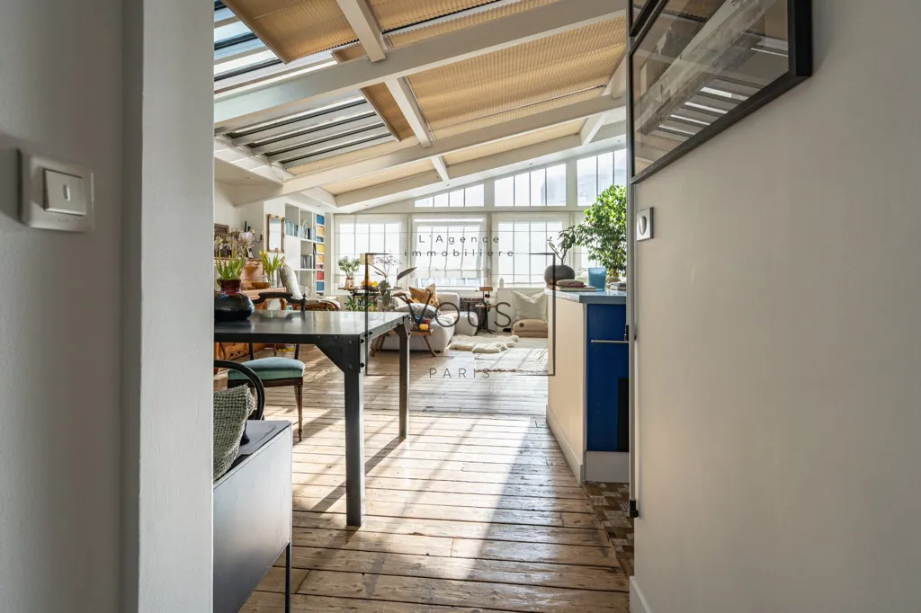 Sala da pranzo - Penthouse with Terrace Potential in 11th Arrondissement