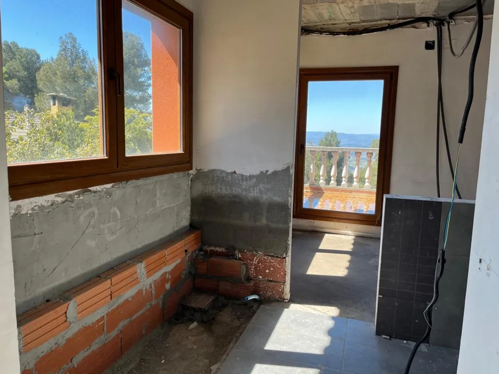 Toad - Semi-Detached House with Garden in Martorell