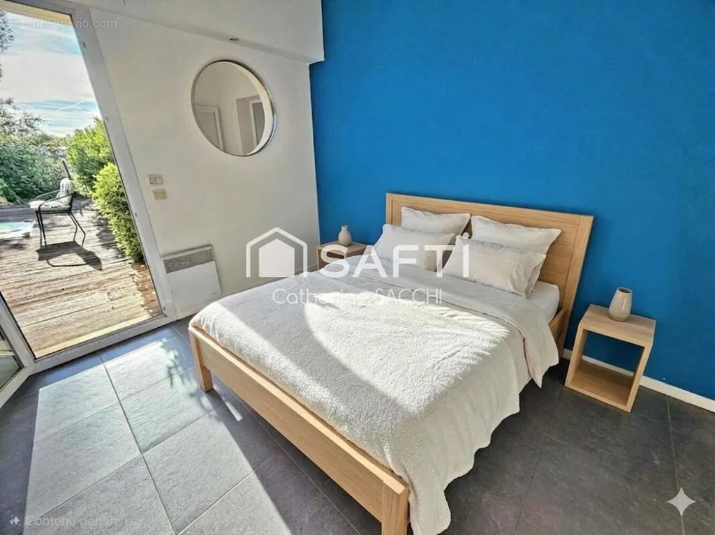 Chambres - Appartement avec Terrasse Vue Estérel à Saint-Raphaël