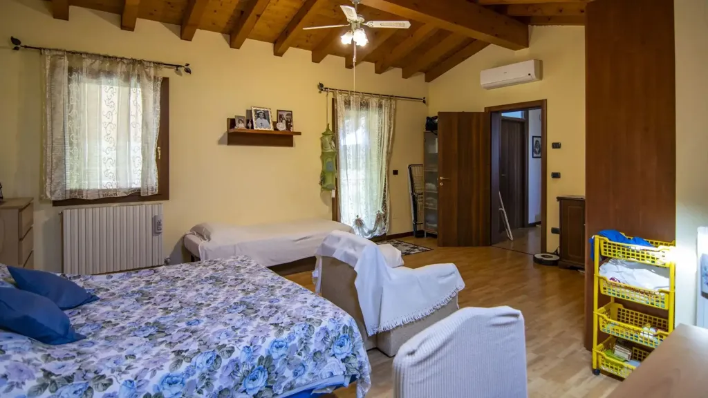 Chambres - Villa with Garden and Caminetto in Codevigo