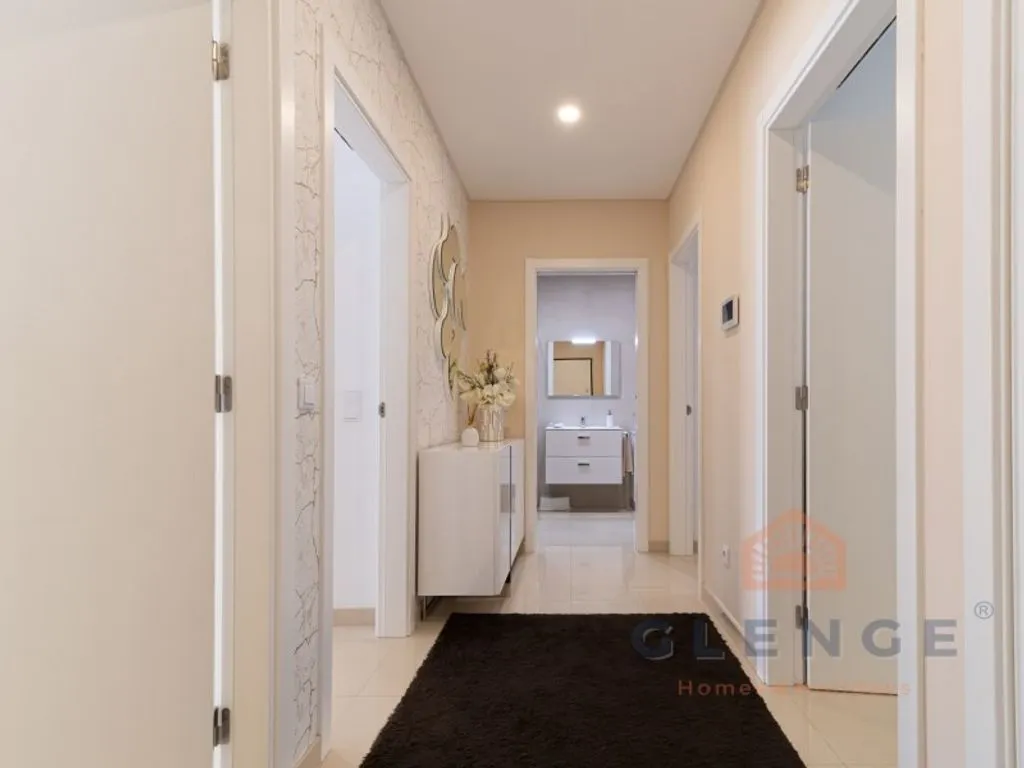 Esik - Luxury Apartment with Terrace in Quarteira