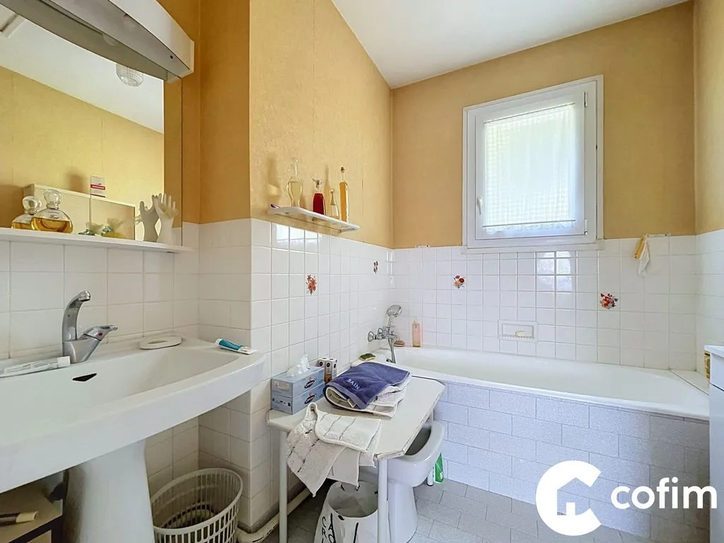 Salles de bain - Villa Familiale avec Vue Pyrénées à Pau