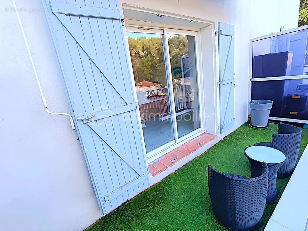 Terrass - Medical Office with Parking in La Seyne-sur-Mer