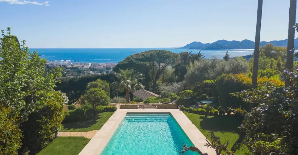 Bassein - Provençal Villa with Sea View in Cannes