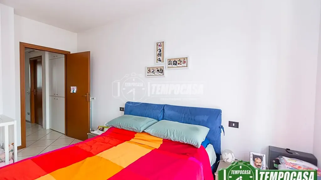 Chambres - 3-Bedroom Apartment with Balcony in Spino d'Adda