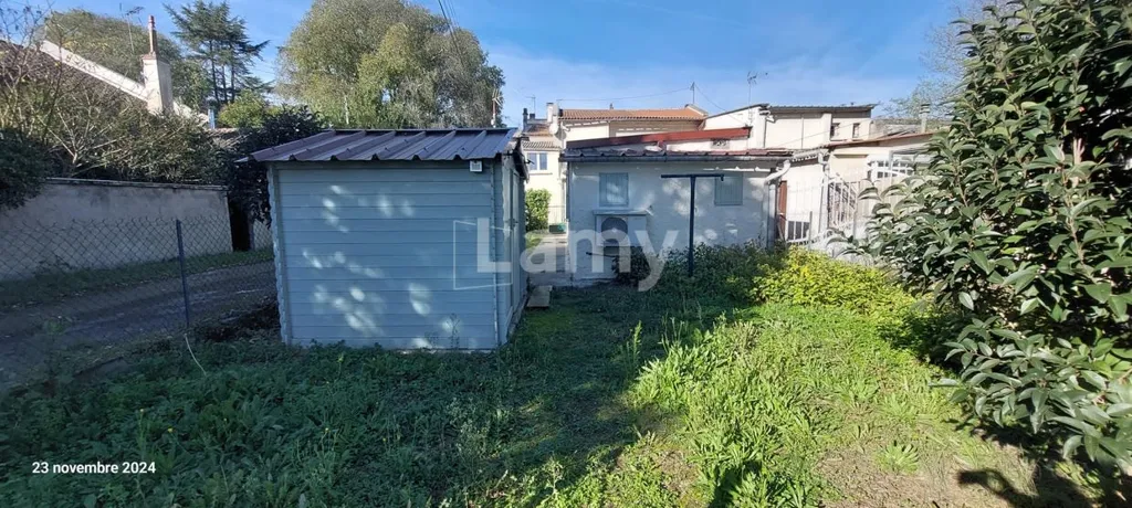 Jardin - Maison 2 Pièces avec Jardin et Parking à Orientation Sud