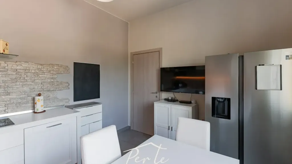 Köök - Modern Villa with Garden in Cerese, Borgo Virgilio