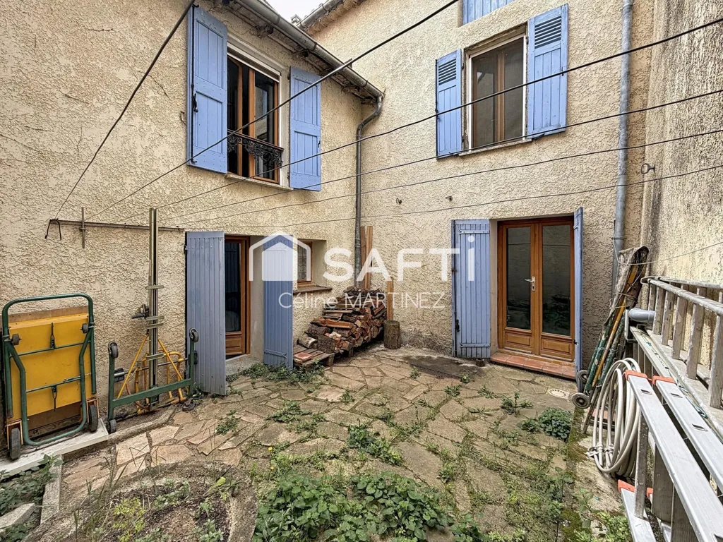 Aed - Village House with Courtyard in Oraison