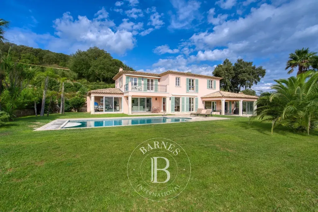 Aed - Provençal House with Sea View in Grimaud