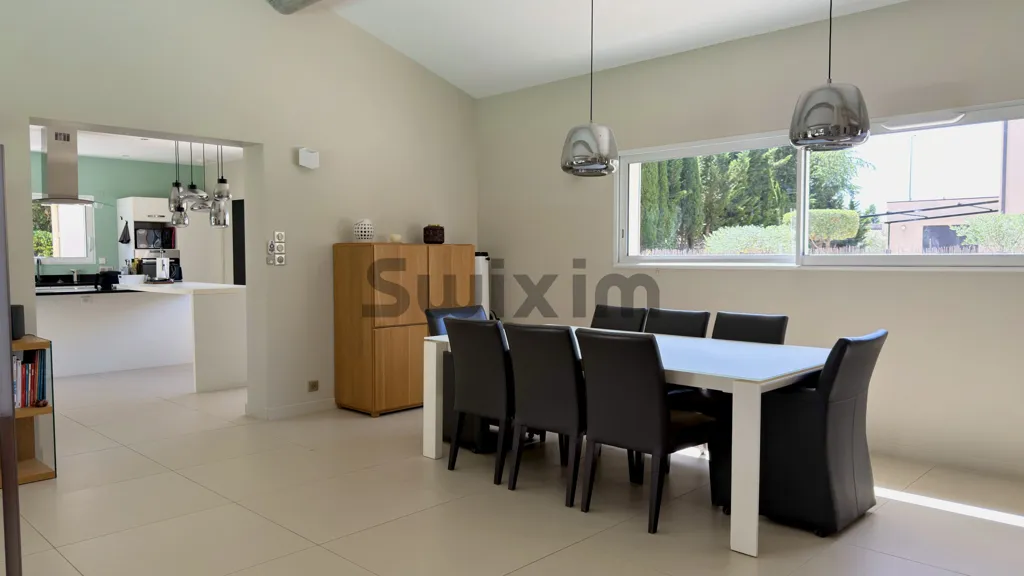 Sala da pranzo - Spacious Villa with Pool near Nîmes