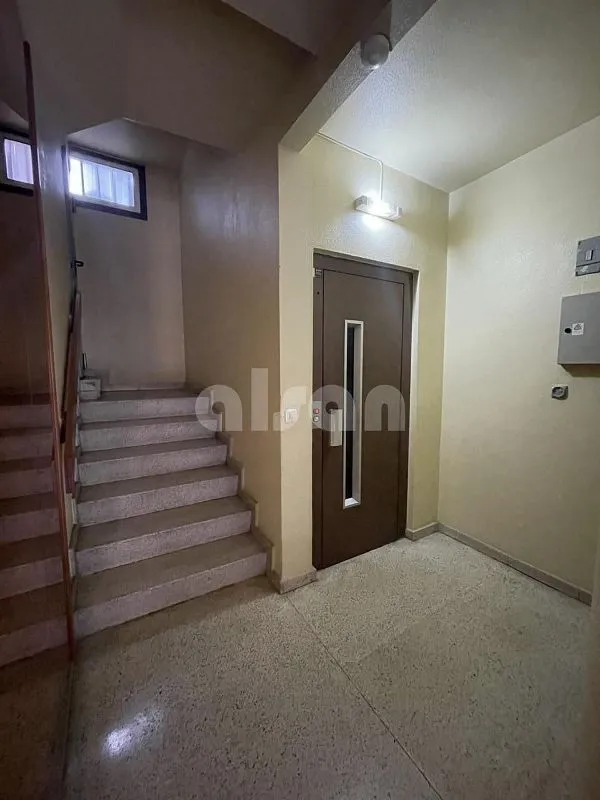 Pièces - Apartment with Large Windows in Vigo