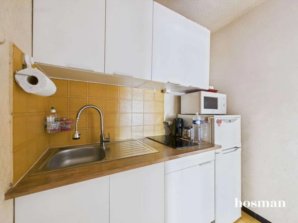 Cuisine - Studio avec Balcons et Ascenseur à Paris 18ᵉ