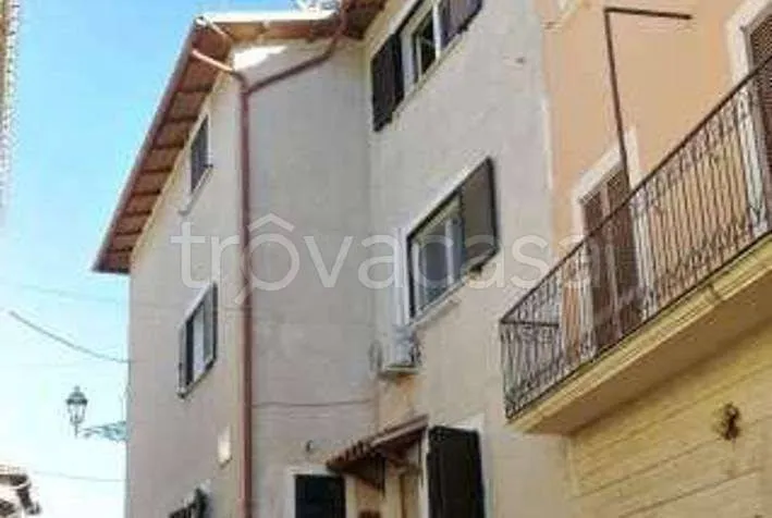 Esterno - Ground Floor Apartment with Fireplace in Leonessa