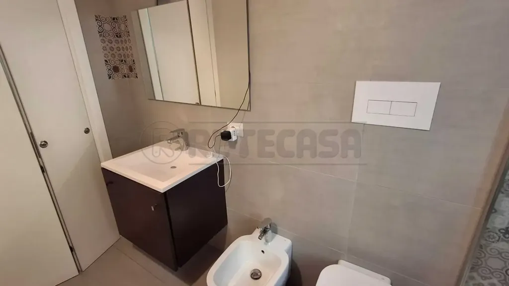 Bathrooms - Apartment with Smart Home in Siracusa