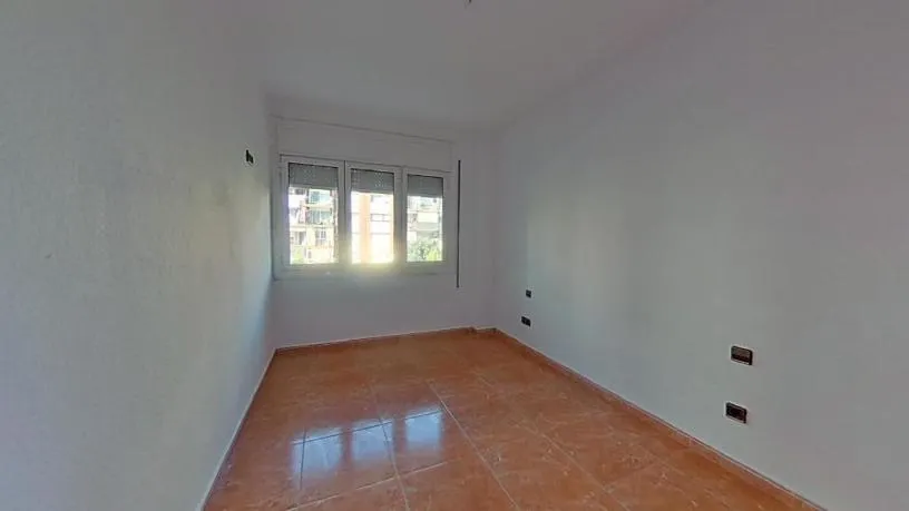 Toad - Apartment with Garden Access in Rubí, Barcelona
