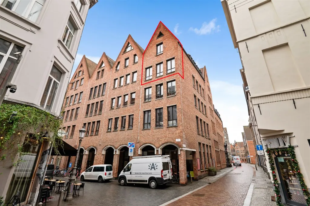 Extérieur - Triplex à la Grote Markt avec Vue sur le Centre Historique