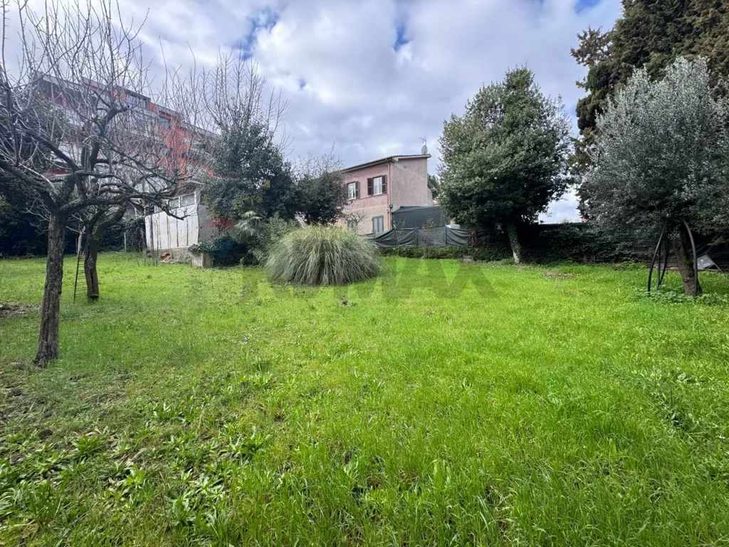 Aed - Buildable Land with Warehouse in La Storta-Olgiata, Rome
