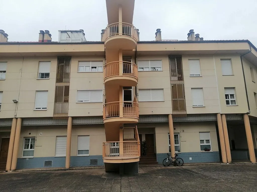 Välivaade - Ground Floor Flat in Private Urbanisation, Mieres