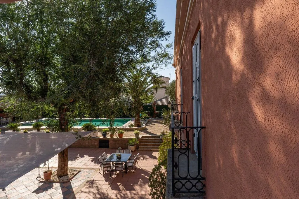 Garden - Historic Palatial House with Pool in Ogíjares