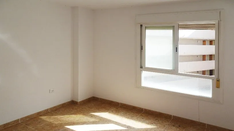 Pièces - Office in Prime Location on Avenida Prado, Vícar
