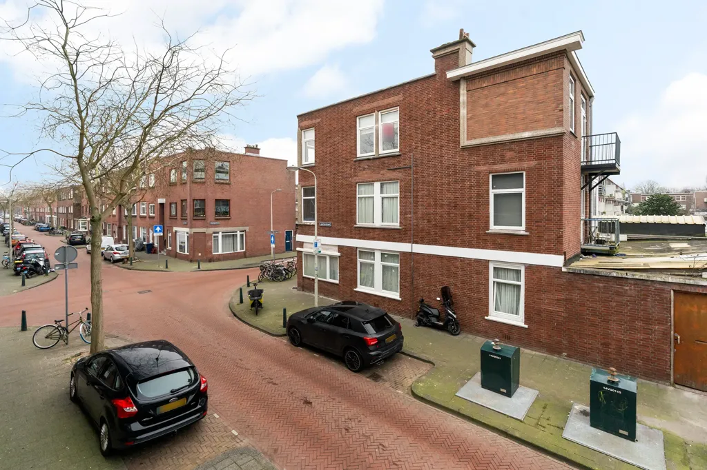 3-toaline korter asukohas Den Haag