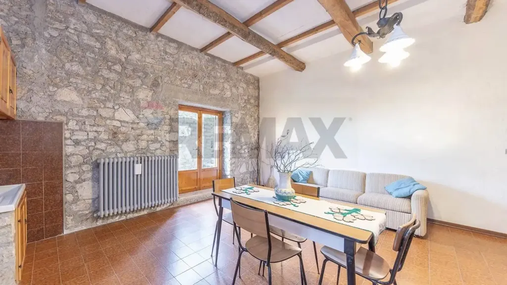 Salle à manger - Villa with Extensive Garden near Rieti