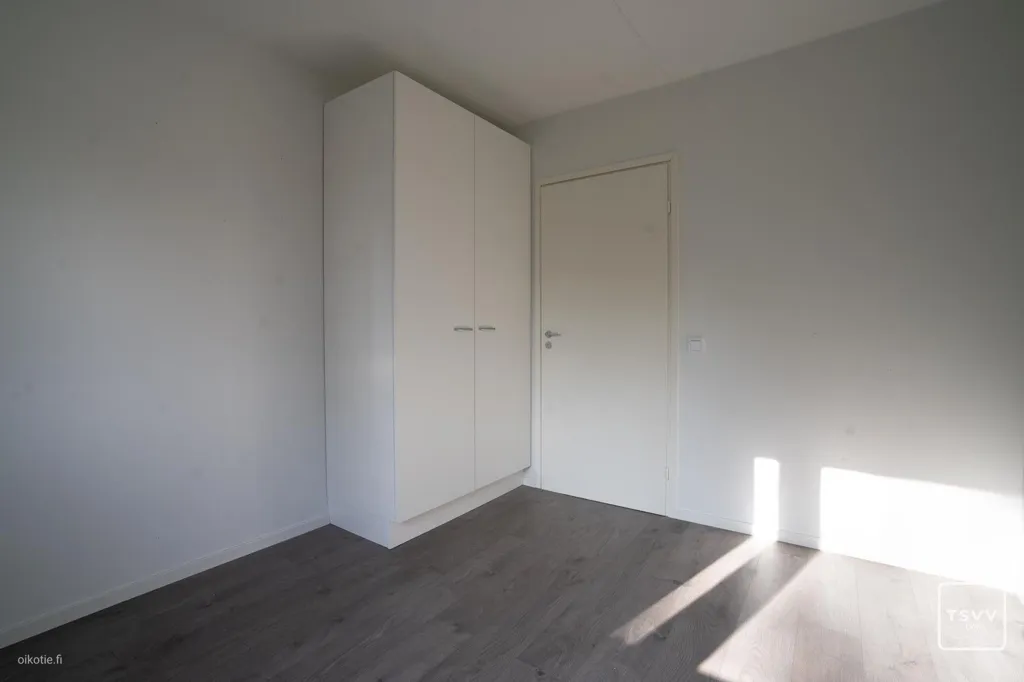 Chambres - Renovated Top-Floor Flat with Balcony in Koivula