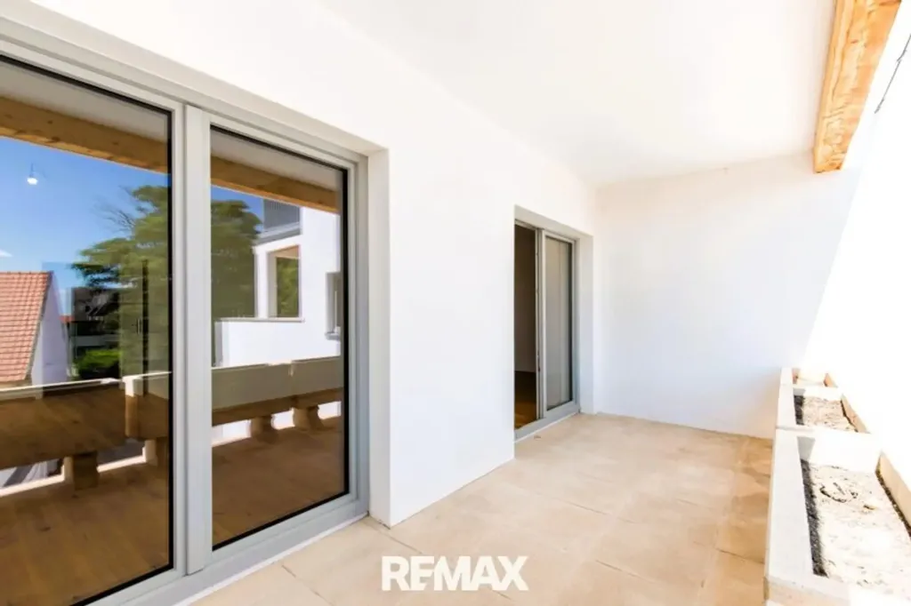 Terrasse - Modern Apartment with Balcony in Mörbisch am See