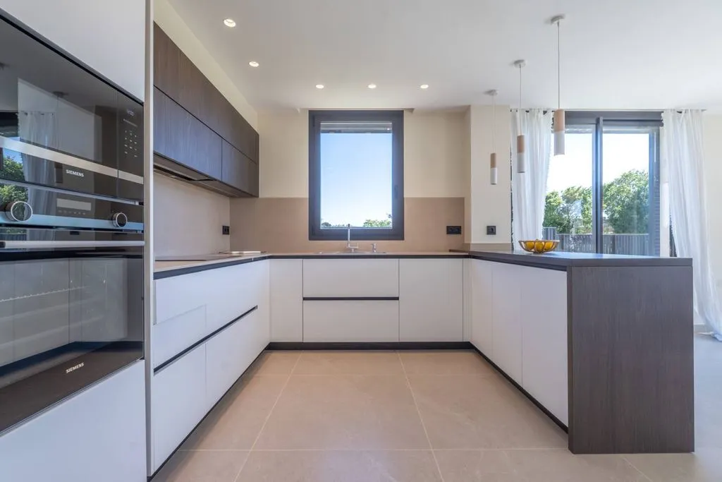 Kitchen - Avant-garde Detached House with Pool in Pals