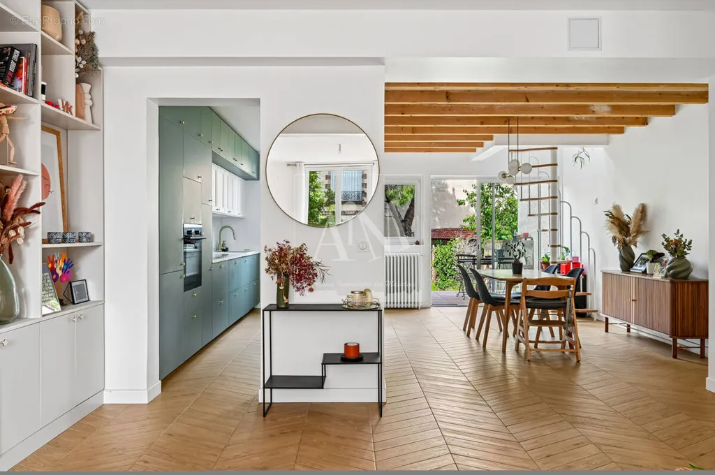 Maison 5 pièces à Nanterre