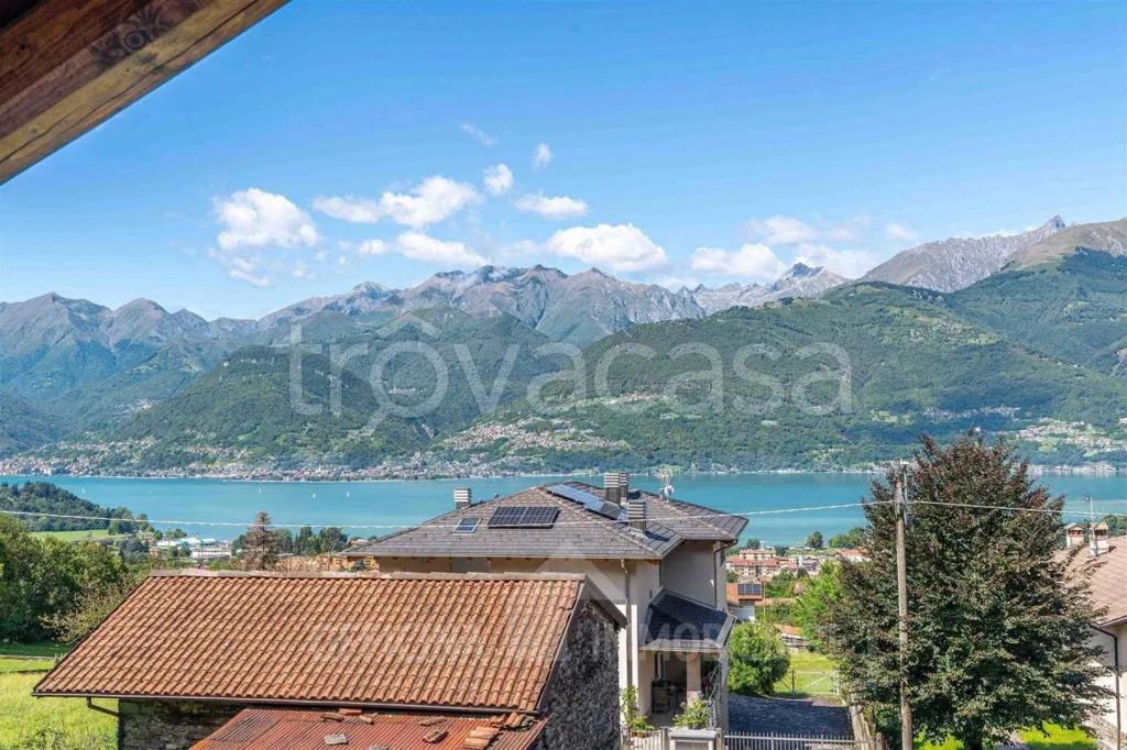 Terrasse - Panoramic Villa with Lake View in Colico