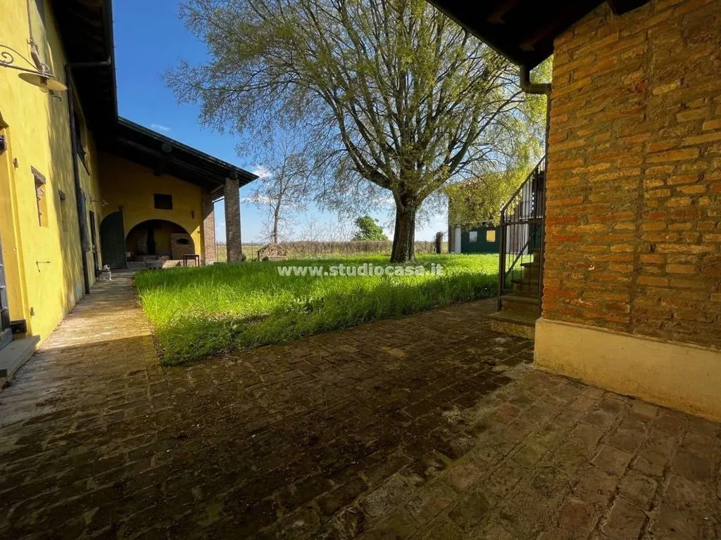 Aed - Restored Millhouse with Two Homes in Gombito