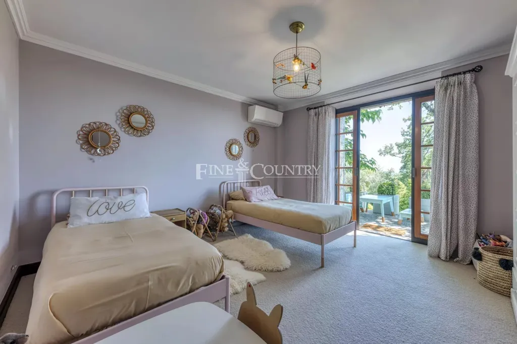 Chambres - Villa avec vue panoramique près de Cabris